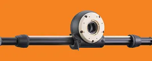 gearbox with cantilever axis