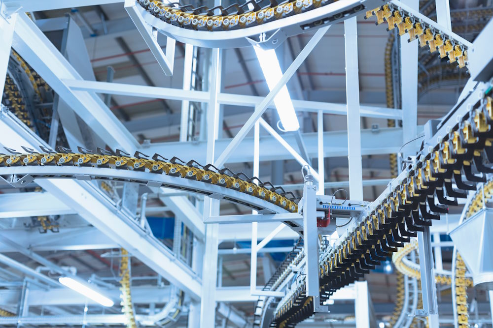 A complex overhead conveyor system
