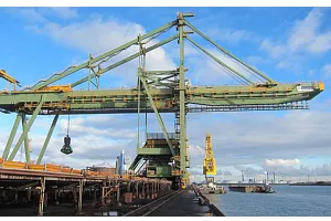 STS crane