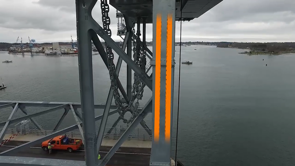 e-chain used within the Portsmouth Memorial Bridge